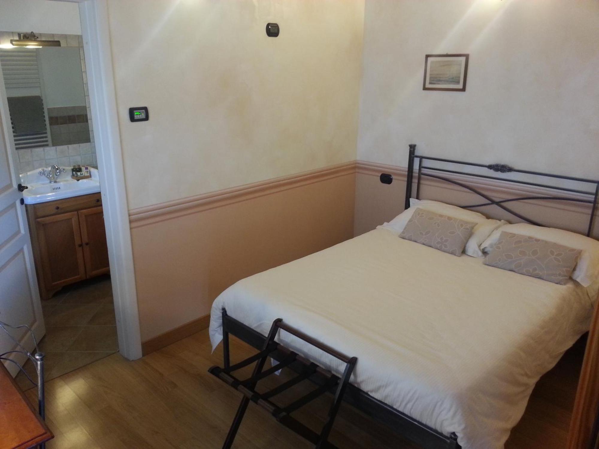 La Locanda Di San Biagio Bolzaneto Room photo